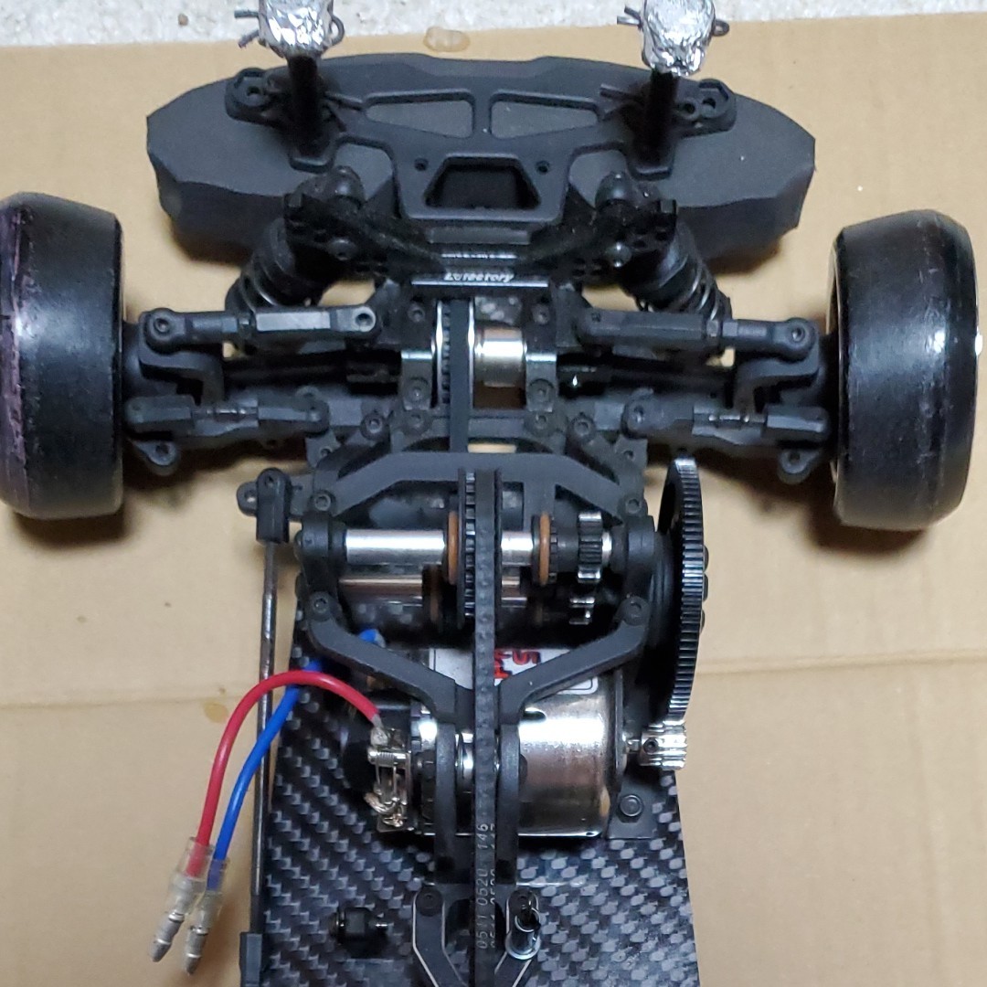 ラジコンシャーシ ドリフトスタイル D-Link EVOL 予備パーツ込み ラジコンシャーシ ドリフトスタイル D-Link EVOL 予備パーツ込み