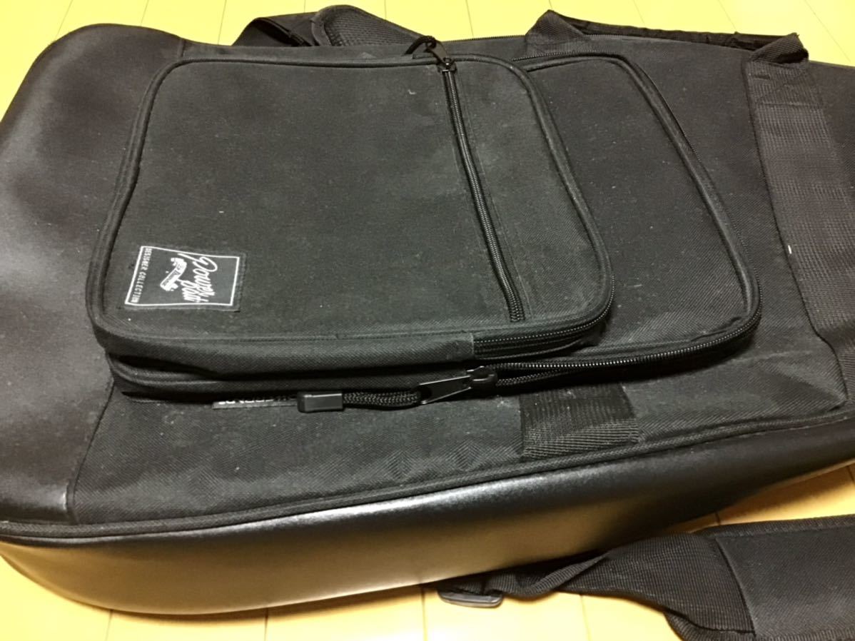  soft case guitar case / base guitar case gig bag?
