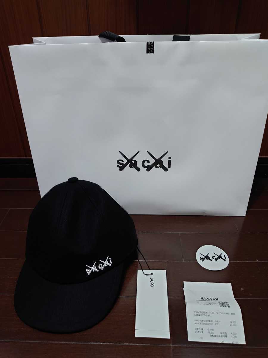 新宿伊勢丹メンズ館購入　新品未使用　Kaws Melton Cap　Sacai x Kaws　サカイ　カウズ　帽子　キャップ_画像1