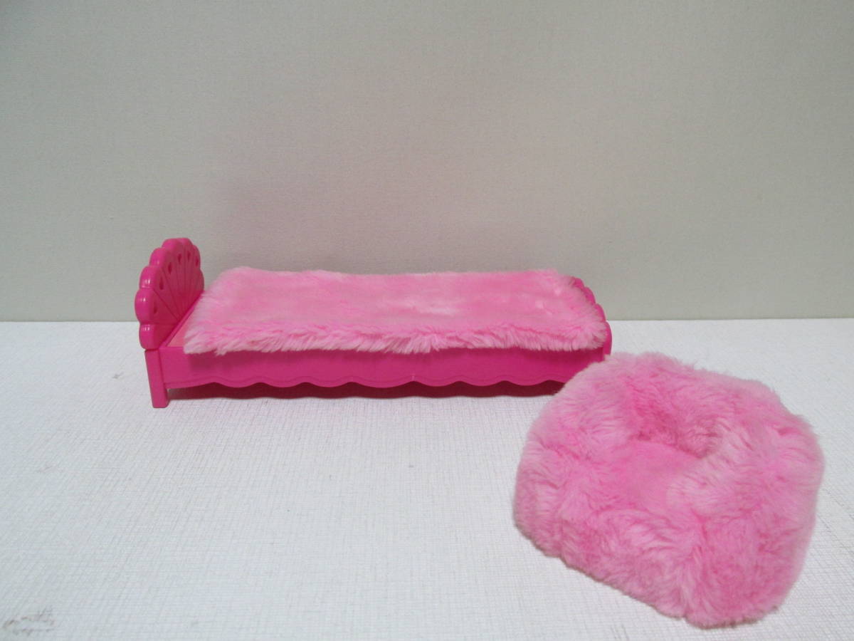  Licca-chan [35 anniversary commemoration Licca-chan house. accessory. furniture pink. bed * sofa ] soft *....fwafwa*mo Como ko