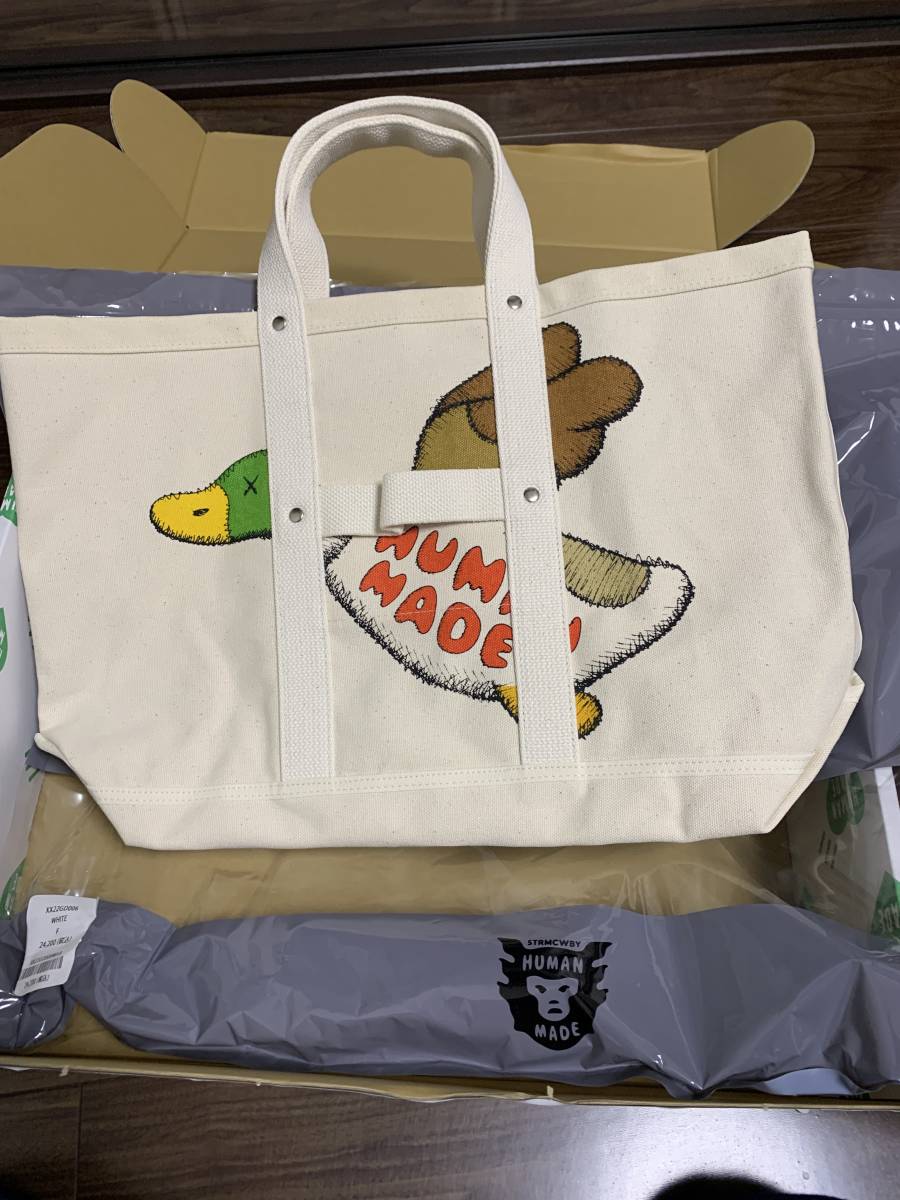 HUMAN MADE KAWS トート | remark-exclusive.com HUMAN MADE KAWS トート | remark-exclusive.com