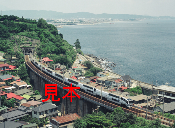 鉄道写真、645ネガデータ、112095740004、251系特急スーパービュー踊り子号、JR東海道本線、早川～根府川、1998.07.02、（3926×2875）_画像1