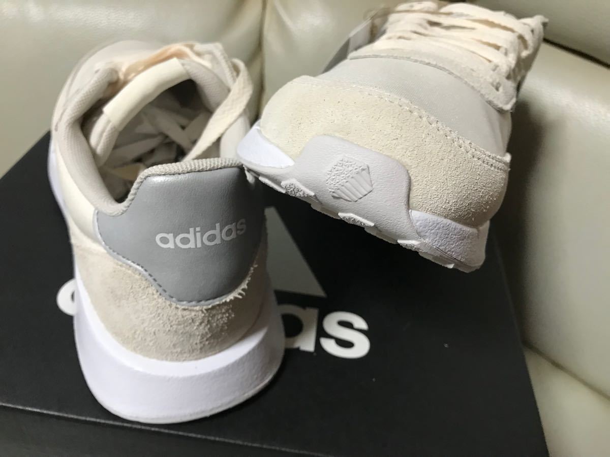 新品 adidas スニーカー 24cm 白 新品 24cm アディダス スニーカー 白 adidas|Yahoo!フリマ(旧