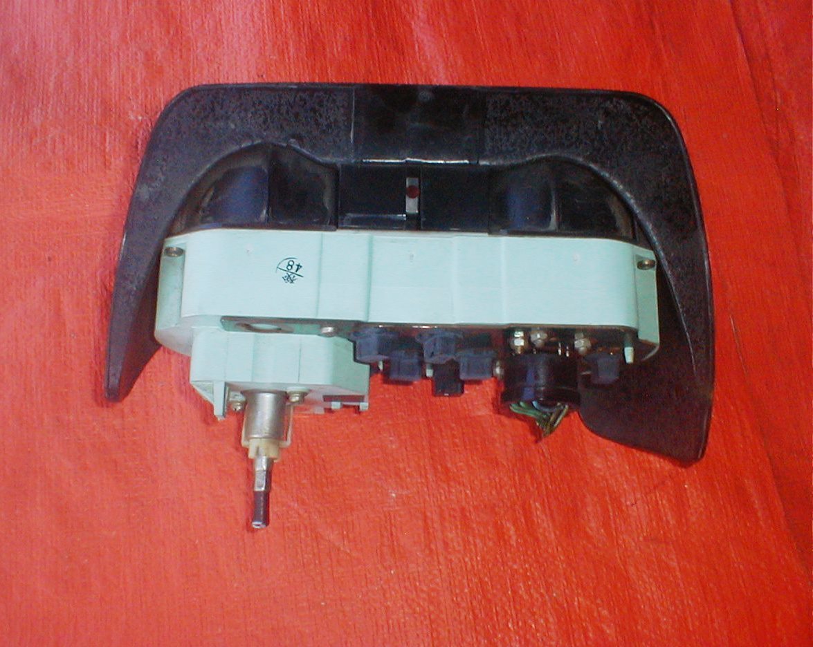 ☆★ダイハツ/DAIHTSU★ハイゼット/HIJET/S38V/360cc/箱バン/1972年~【スピードメーター他メーター類/上物】★☆_画像4