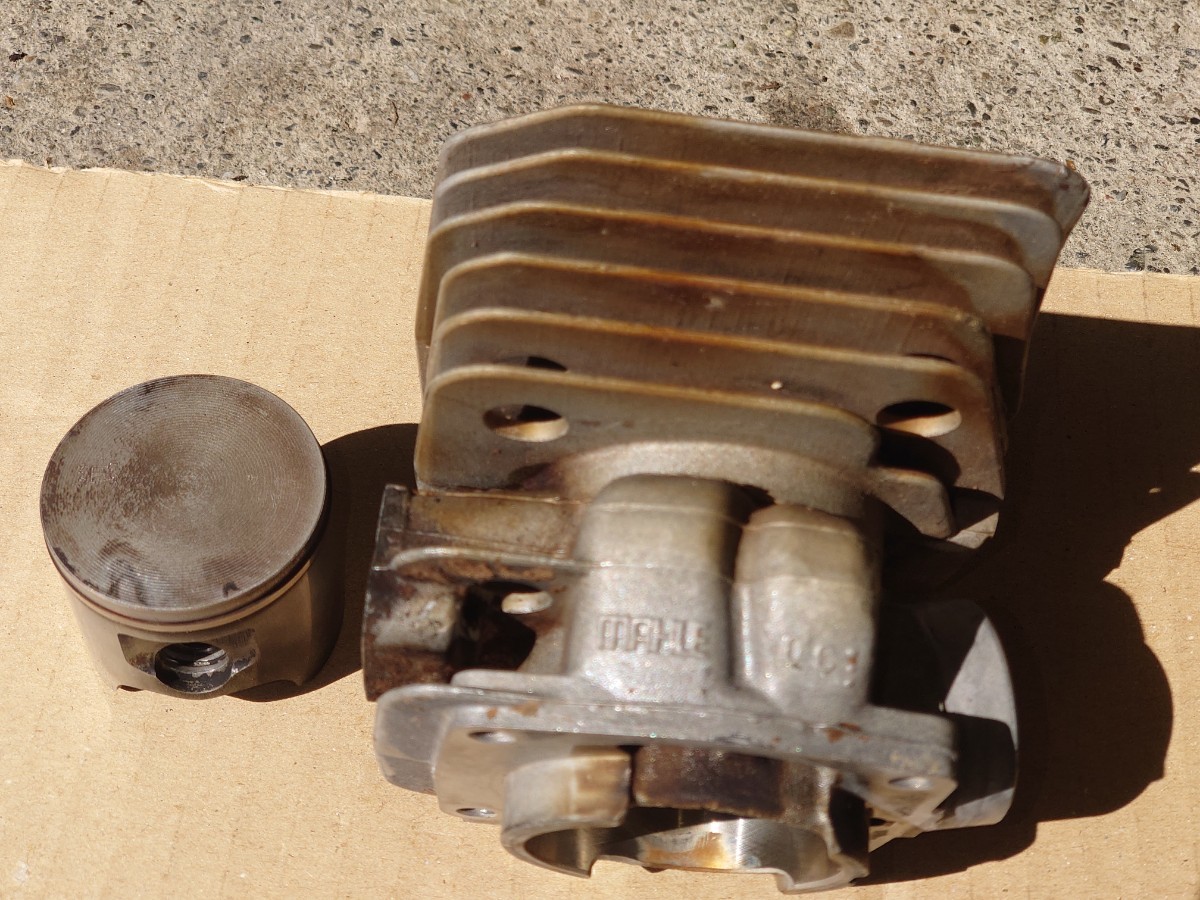 ハスクバーナ 346XP 45cc シリンダー ピストンセット 純正中古品 ハスクバーナ 346XP 45cc シリンダー ピストンセット 純正中古品