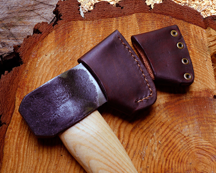 Prandi 500 ファイヤーサイド 手斧専用 本革シースとネックガード2点セット 新品 キャンプ　薪割り_合革は縫製スティッチとなります。