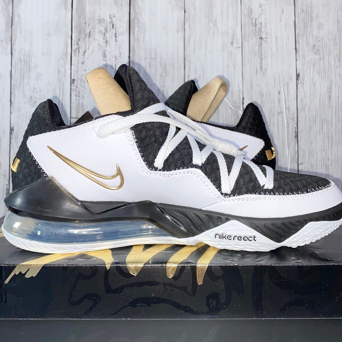 NIKE LEBRON 17 LOW ナイキ レブロン17 ホワイト/ゴールド NIKE LEBRON 17 LOW ナイキ レブロン17 ホワイト/ゴールド