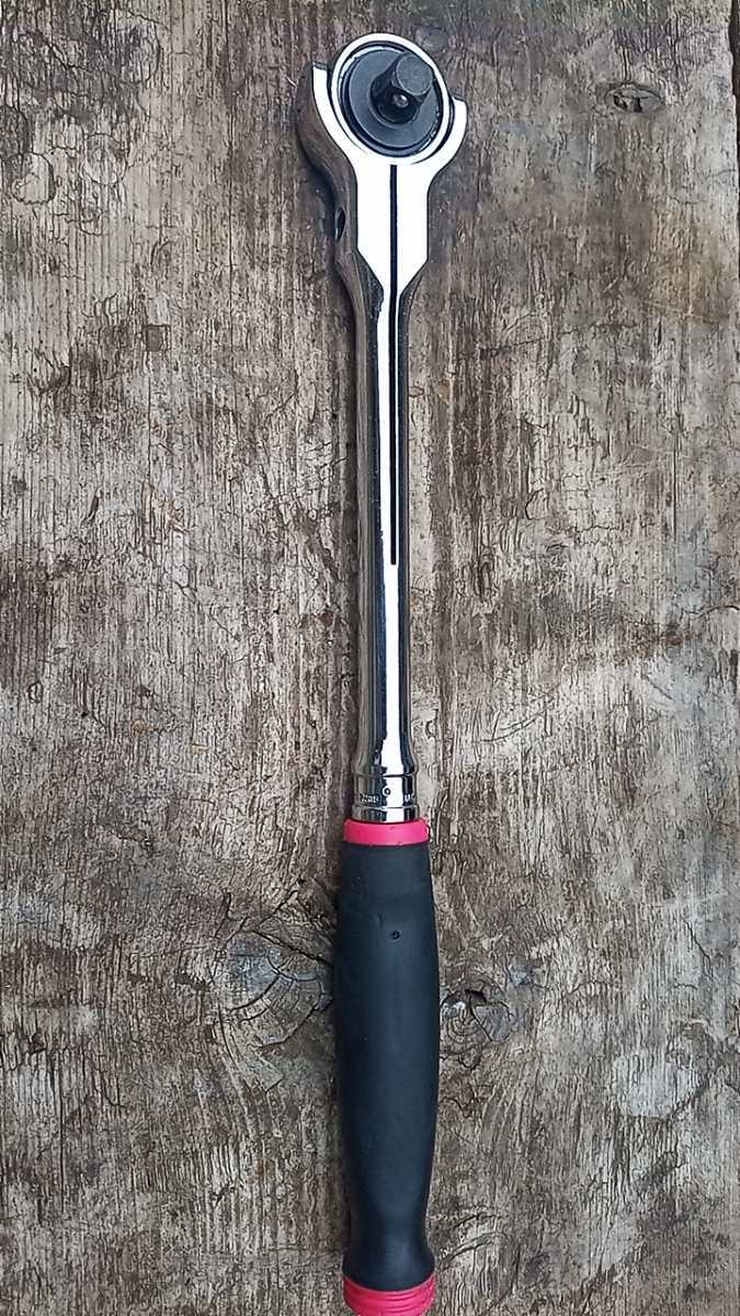 日本最大級 9.5sq ★スナップオン FHNF100 千葉県より★ 中古良品 人気のスイベルラチェット ラチェットハンドル 日本最大級 9.5sq ★スナップオン FHNF100 千葉県より★ 中古良品 人気のスイベルラチェット ラチェットハンドル