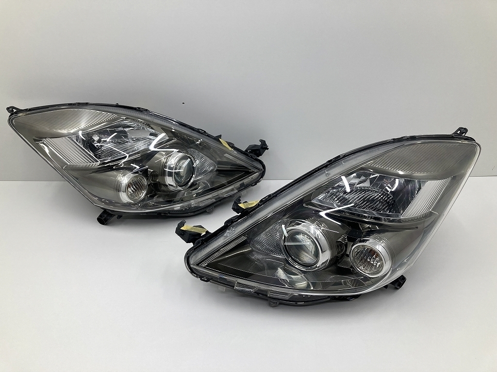 点灯OK 中期 ANH10W アイシス 純正 HID ヘッドライト 左右セット KOITO
