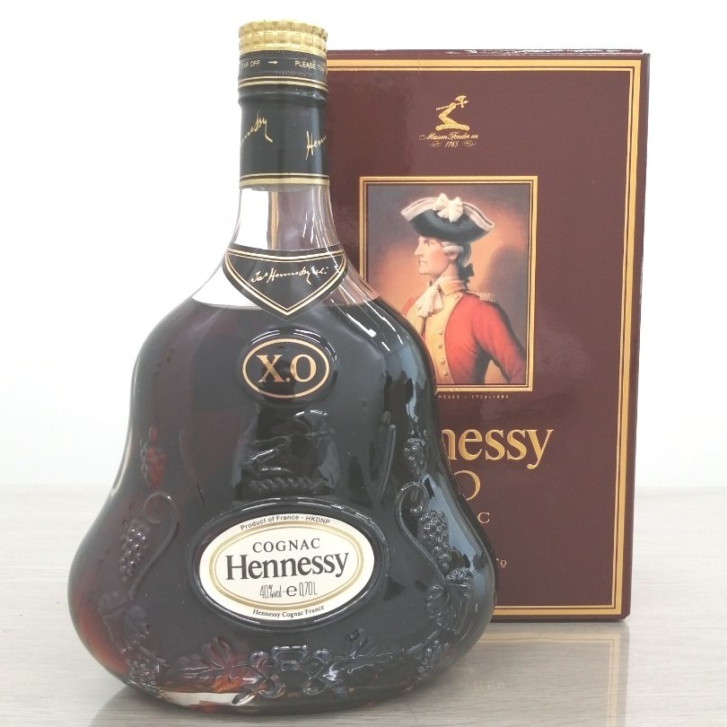 ヘネシーXO 金キャップ 700ml 40% 未開栓 箱あり(¥25,000