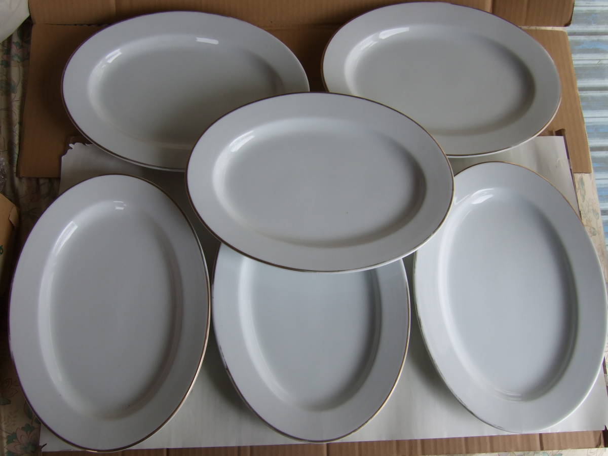  large plate . round shape 6 sheets YAMAICHI : size :35.8.×25.7.×3.2.
