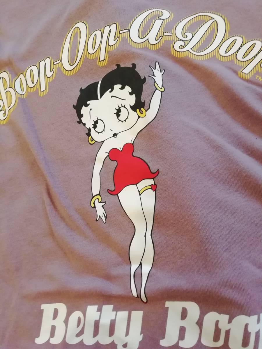 レディース 可愛い Bettyboop 前後にベティちゃん赤色ドレス姿 ロゴイラスト入り淡紫色半袖ドルマンtシャツ O O 大きいサイズ３l イラスト キャラクター 売買されたオークション情報 Yahooの商品情報をアーカイブ公開 オークファン Aucfan Com