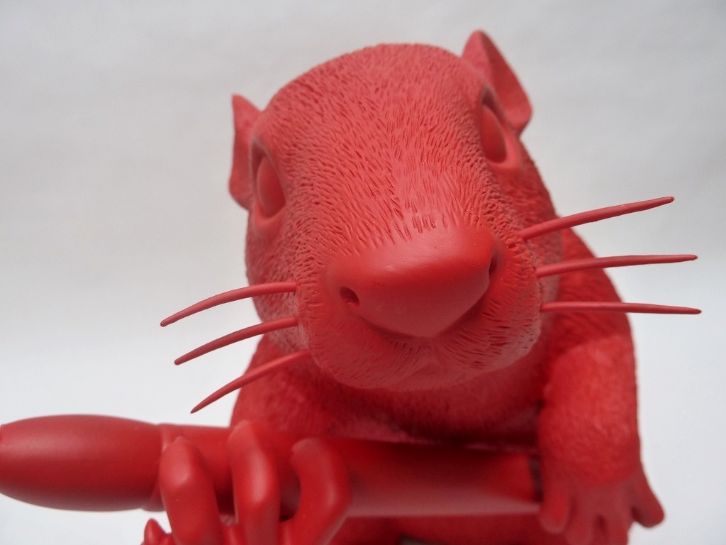 ( BM) バンクシー LOVE RAT RED Ver MEDICOM TOY Banksy メディコム トイ ラブ ラット Sync 赤いネズミ  ねずみ 鼠 置物 オブジェ