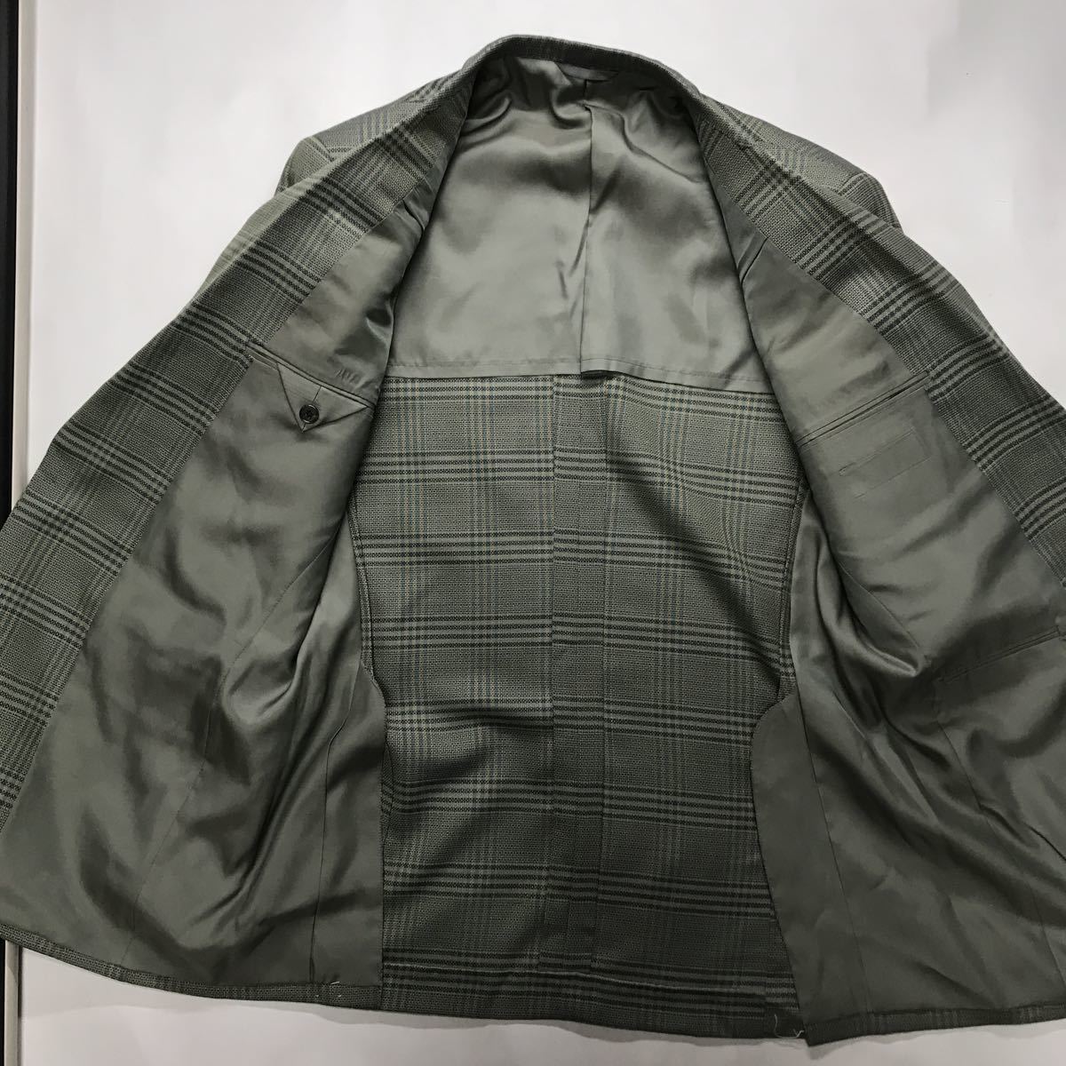 新品　激安　日本製　テーラードジャケット サイズA7 スカイグリーン系　マドラスチェック柄　ウール87%絹13% ふんわり柔らか生地2つボタン_画像4