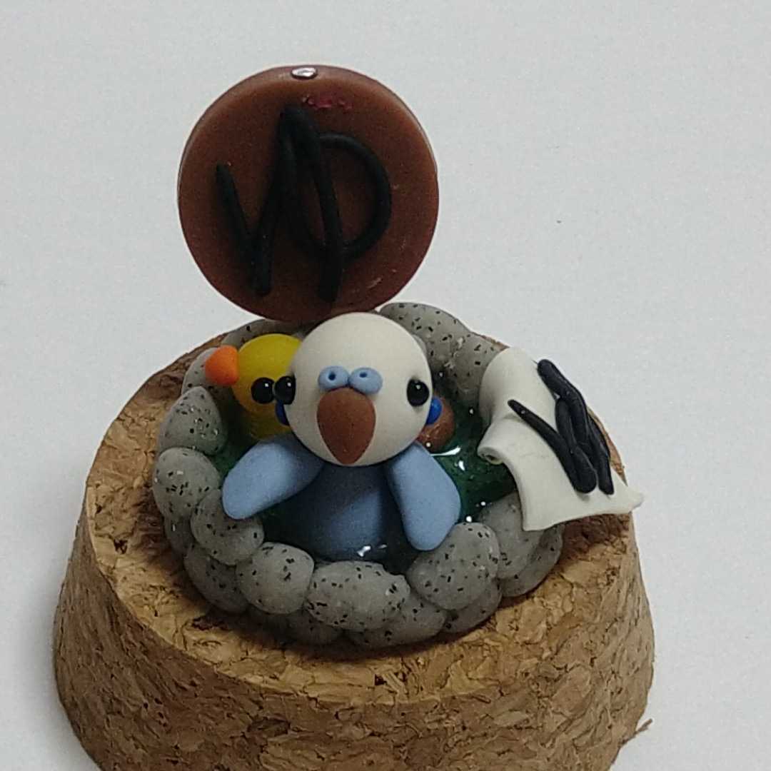 * hand made *se regulation parakeet hot spring ornament * miniature * resin clay * oven k Ray * glass dome attaching *