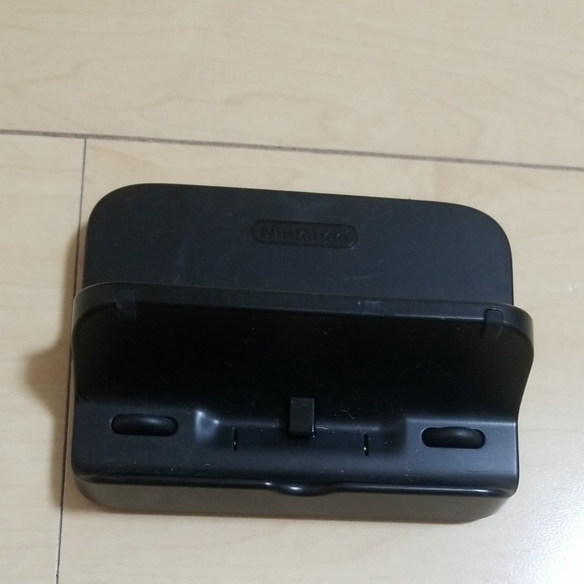 WiiU ゲームパッド 充電スタンド　充電台　任天堂