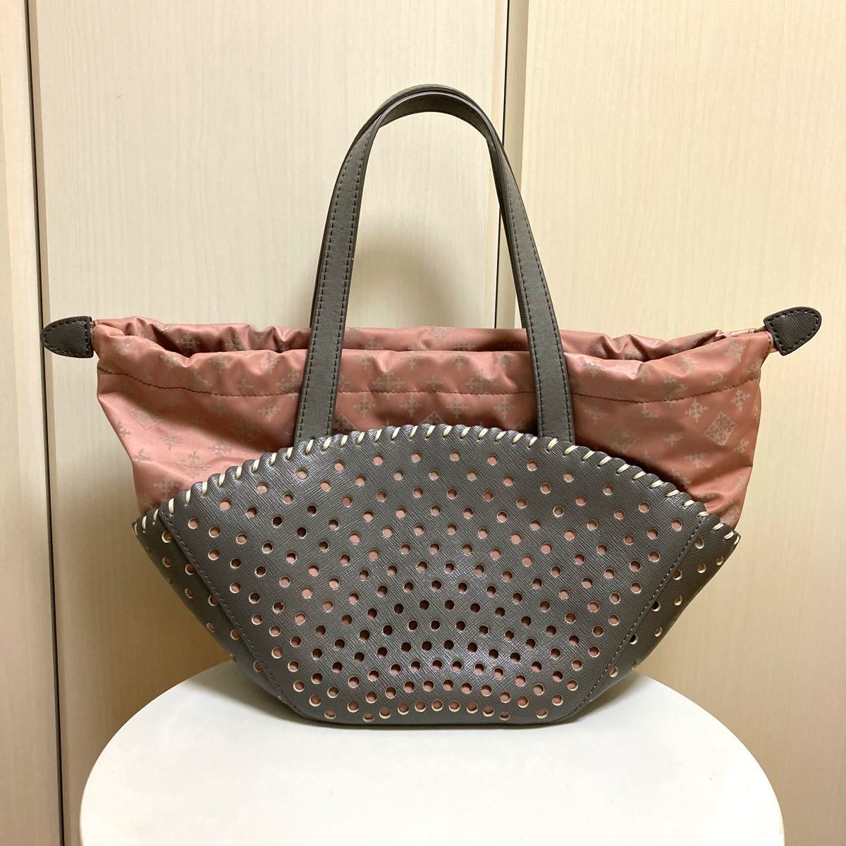 ほぼ未使用 美品☆ラシット russet パンチングレザー トートバッグ 巾着