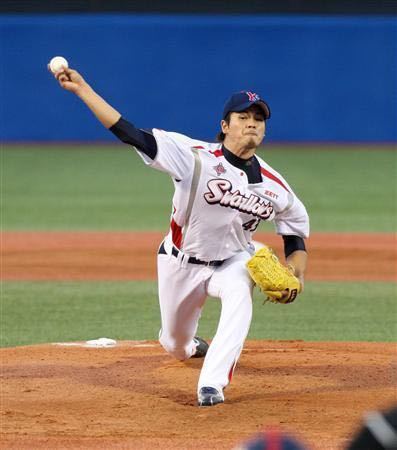 祝 優勝! ヤクルトスワローズ 2010年 一場投手 直筆サイン入 祝 優勝! ヤクルトスワローズ 2010年 一場投手 直筆サイン入