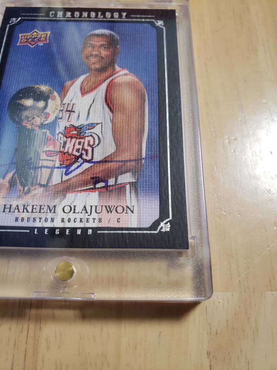 99枚限定 サイン 2007 -08 UD Chronology HAKEEM OLAJUWON Auto (#/99) / ハキーム オラジュワン Autograph _画像6