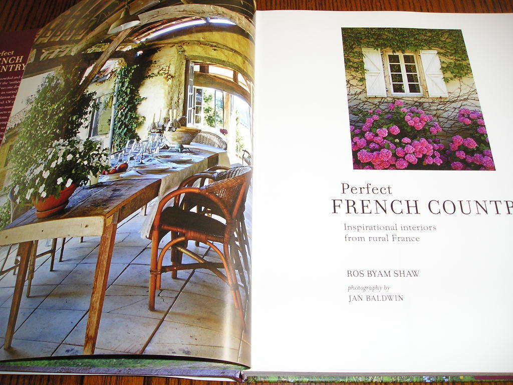 洋書・Perfect French Country・フランスのカントリーハウスのインテリア精選集 - インテリア、家づくり 洋書・Perfect French Country・フランスのカントリーハウスのインテリア精選集 - インテリア、家づくり
