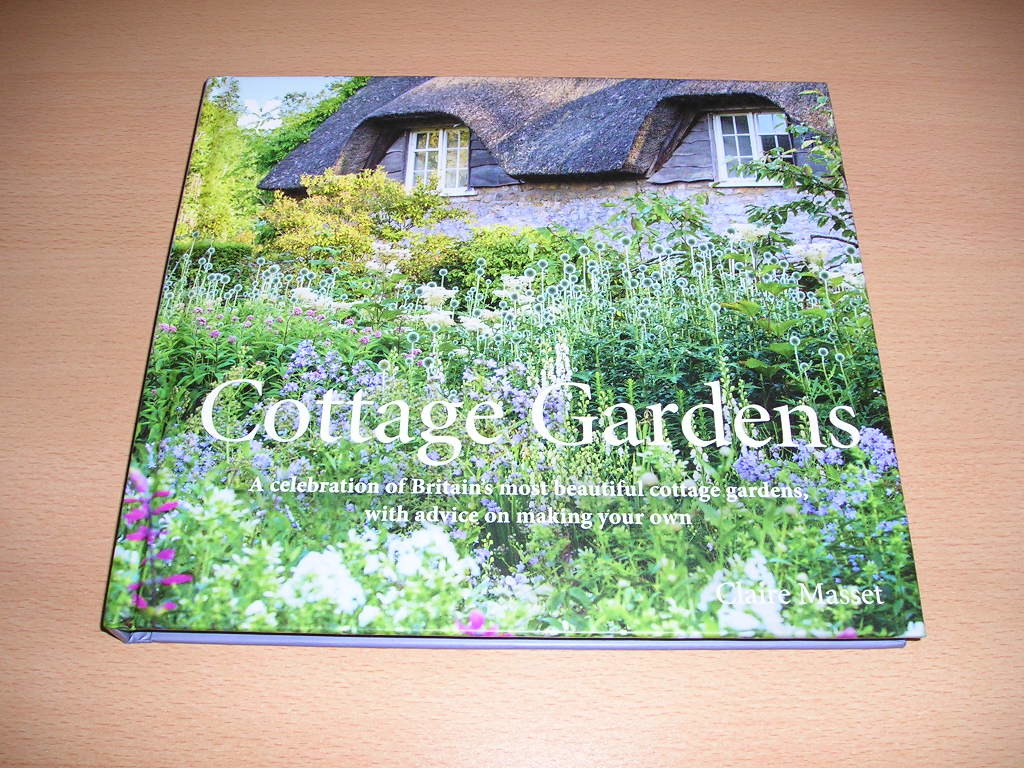 洋書 Cottage Garden イングリッシュガーデンを楽しむ素敵な本です
