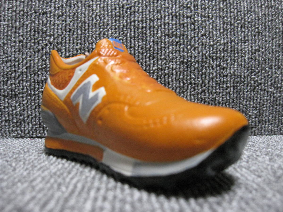 【NEW BALANCE ニューバランス 非売品】キャンドル ノベルティ グッズ CM576N オレンジ スニーカー シューズ 多数出品中！同梱発送歓迎！_画像2