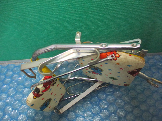昭和レトロ フタバ 昔のチャイルドシート 自転車 バイク 当時物 昭和レトロ フタバ 昔のチャイルドシート 自転車 バイク 当時物