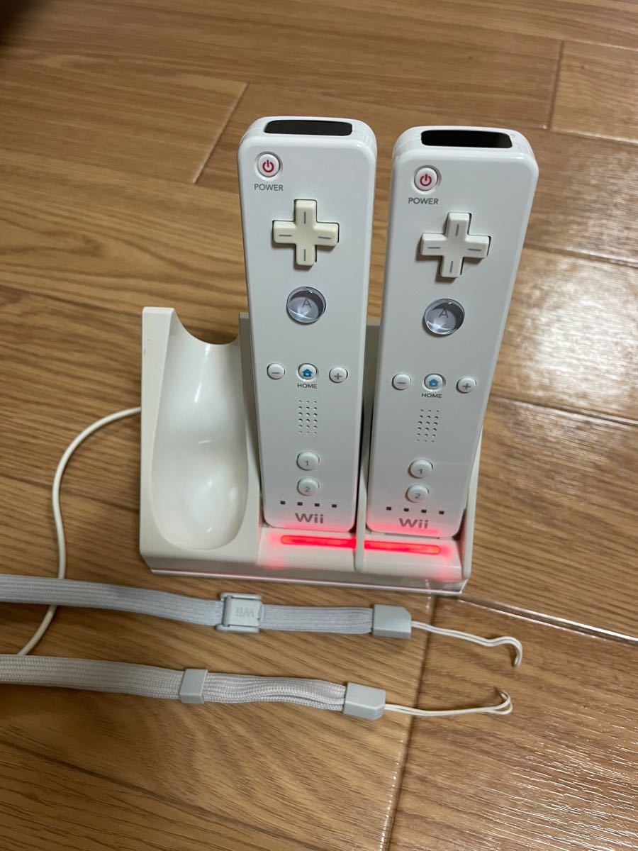 ★値下げ　Nintendo Wii 本体セット　ソフト付