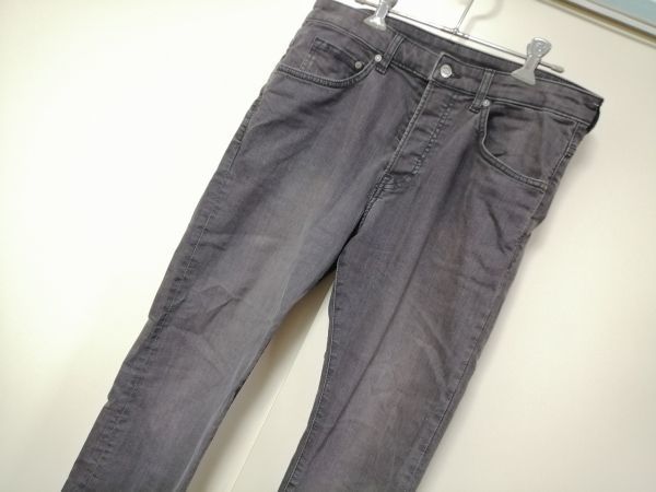 kkyj5243 ■ H＆M ■ エイチアンドエム ジーンズ デニムパンツ ジーパン Gパン ボトムス スキニー ボタンフライ スリム グレー 32 M_画像2