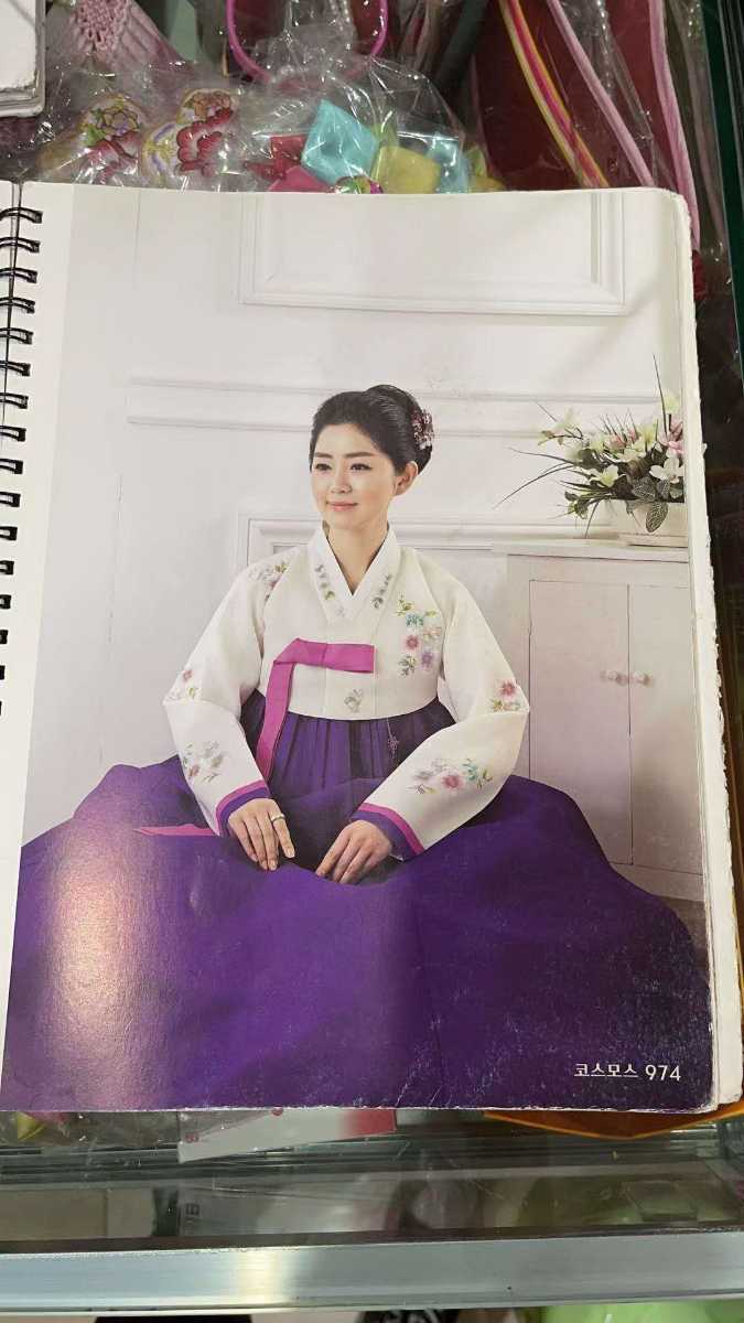 高級チマチョゴリ伝統韓服アイボリー刺繍入りパーティー結婚式卒業式