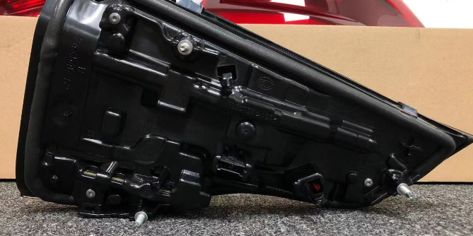 リアテールライト BMWX3 G08 2018-21年式 磨き上げたご愛車をワンランクアップ！ バックスタイルの印象をグッと引き締め高級感を演出！_画像10