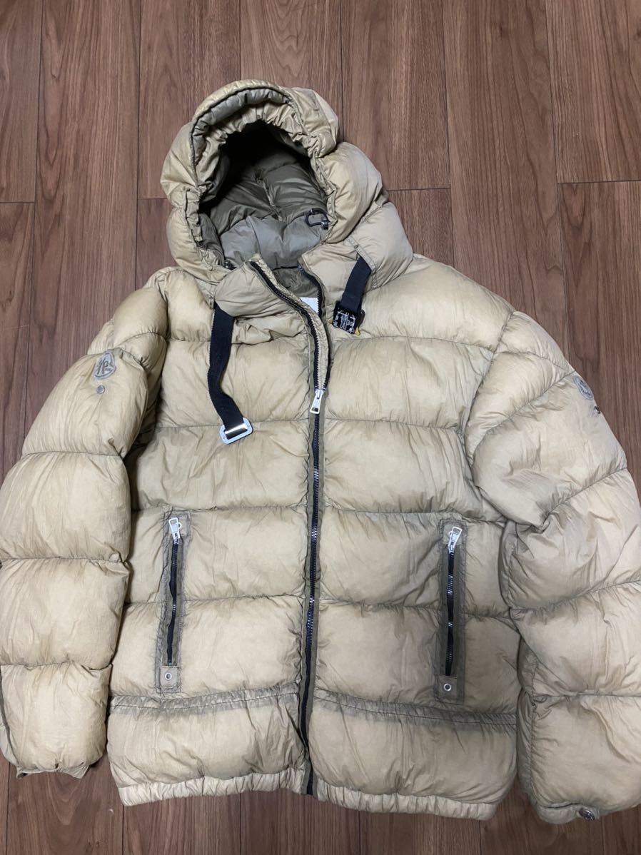 MONCLER モンクレール ダウンジャケット サイズ1 GENIUS 1017 ALYX ALMONDメンズ ジーニアス 206ベージュ Travis Scott トラビススコット着_画像1