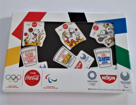 コカコーラ社　日清食品カップヌードル　オリジナルピンズセット　東京オリンピック2020　ピンバッジ