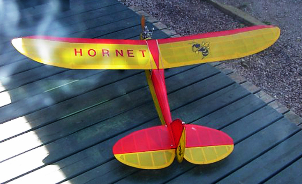 【エンジン動力機】Easy Built社製 Original Model Hornet（翼長：48”=1219mm）・・・残り1