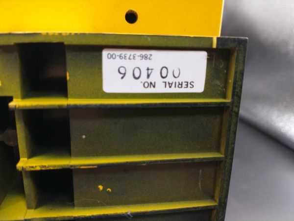  Clarion PR RADAR radar receiver 8 truck tape deck CG-202A yellow (21_81001_2)