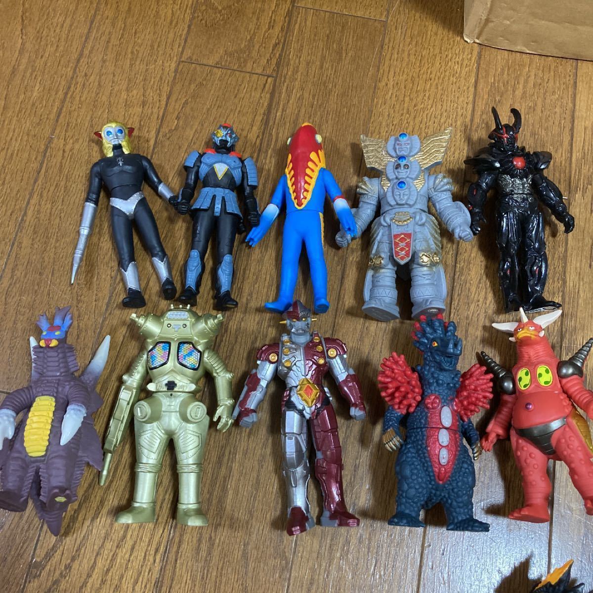 ウルトラマン 怪獣 フィギュア ソフビ 25体セット|Yahoo!フリマ ウルトラマン 怪獣 フィギュア ソフビ 25体セット|Yahoo!フリマ