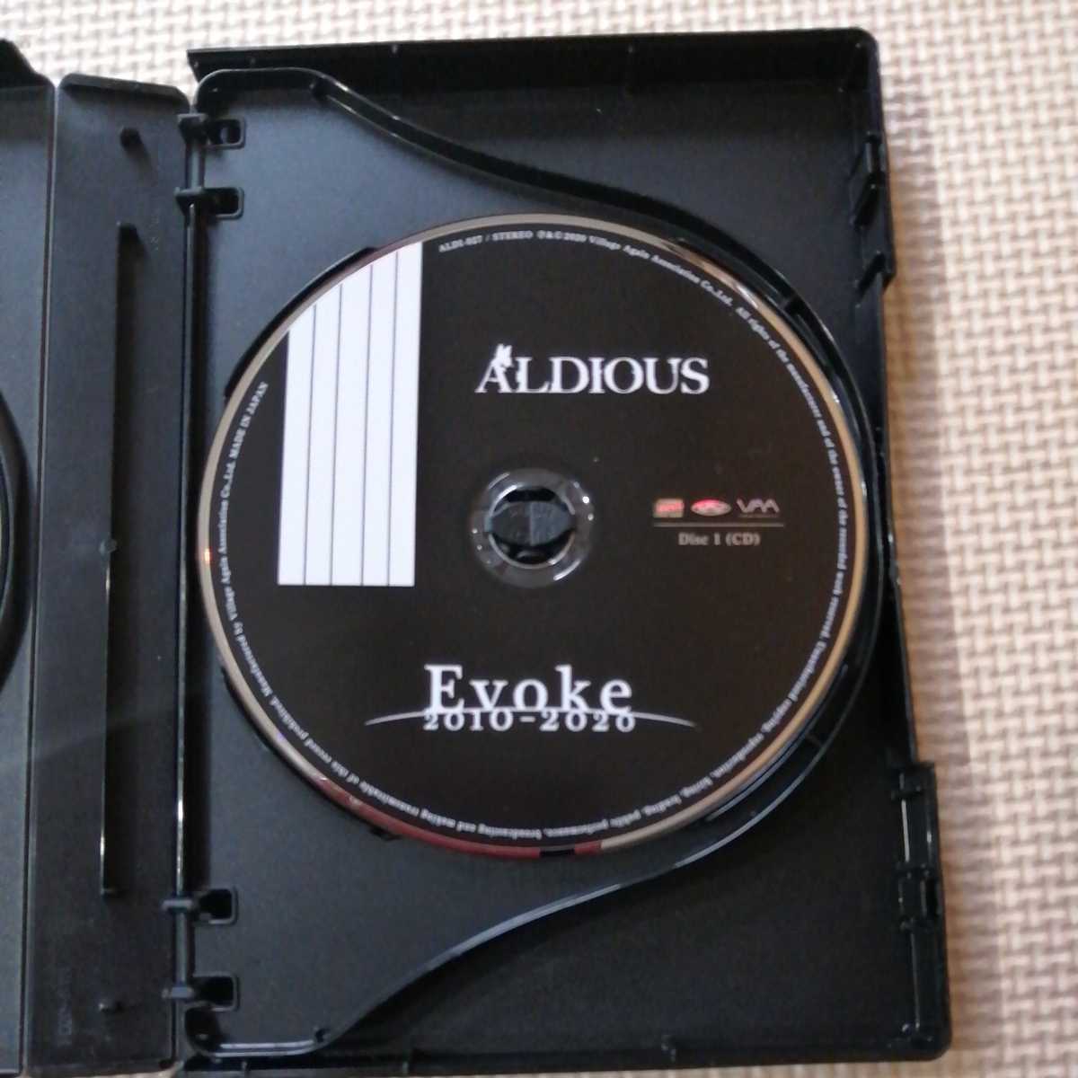 中古品 完売品 オフィシャル・ウェブサイト限定プレミアム盤 2CD＋DVD Aldious アルディアス「Evoke 2010-2020」_画像4