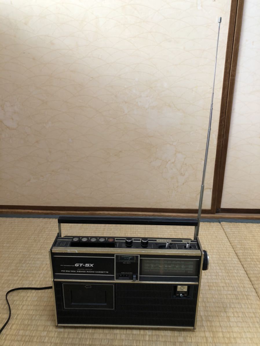 送料無料！SHARP ラジオ付テープレコーダー FM/SW/MW 3バンド ラジカセ RD-488J FMトランスミッターGT-5X 昭和レトロ ジャンク品_画像2