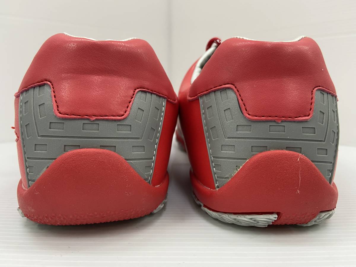 * super rare! Dragon Bear -do. Ultraman 7. collaboration limitation shoes 27.5. red color thin . neat unique 1 pair ... ornament .....!