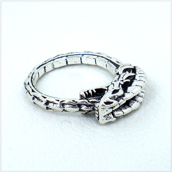 [RING] Vintage Silver ウロボロス ドラコーン 北欧神話 お守り指輪 己の尾を噛んで飲み込む蛇 ドラゴンデザイン リング 22号 【送料無料】_画像3