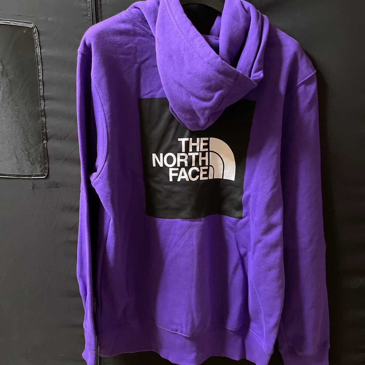 THE NORTH FACE ザノースフェイス パーカー パープル 紫 メンズ M