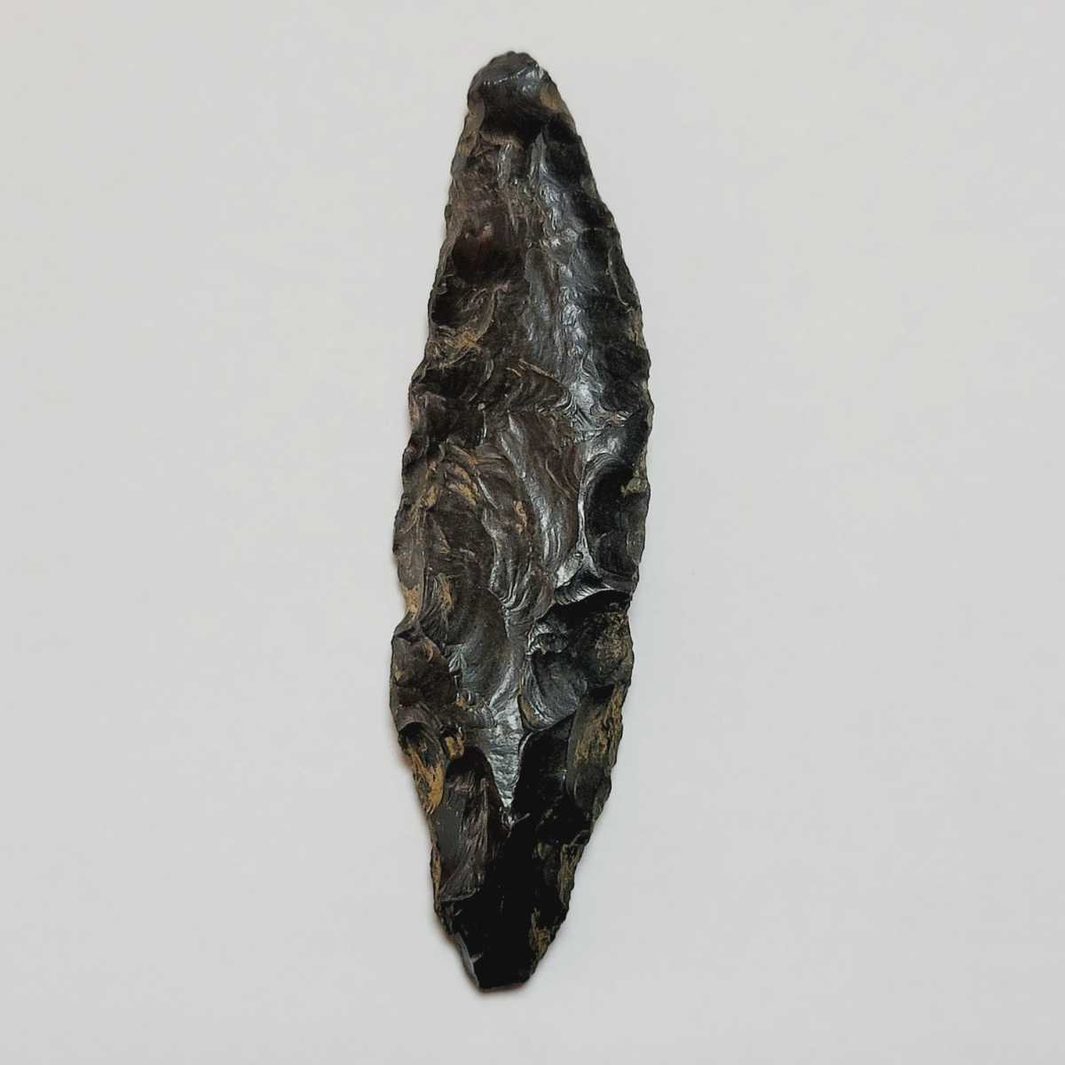 □石器□石器時代□伝・北海道□10cm□黒曜石□矢じり、矢尻、土器、 □石器□石器時代□伝・北海道□10cm□黒曜石□矢じり、矢尻、土器、