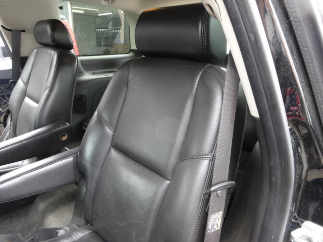 07y Cadillac Escalade BB original used left second seat black Escalade parts taking car Escalade used parts Saitama prefecture ~