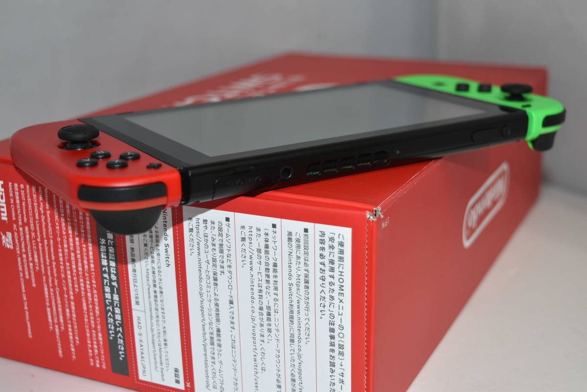 25M 【中古品】 Nintendo Switch バッテリー長持ちタイプ ニンテンドーストア限定パッケージ ニンテンドースイッチ ネオングリーン レッド_画像8