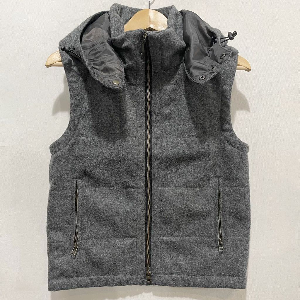 美品! a.v.v (アー・ヴェ・ヴェ) ウール ダウン ベスト (46) GRAY | Mens メンズ グレー イトキン 灰色 フード付 M