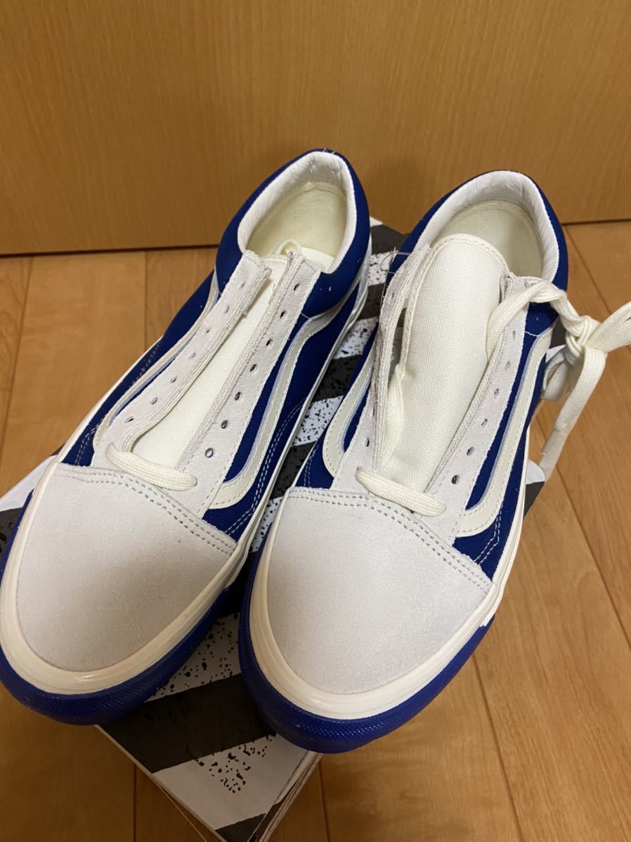 完売品 新品未使用品 VANS OG OLD SKOOL LX 27.0 ブルーの画像3