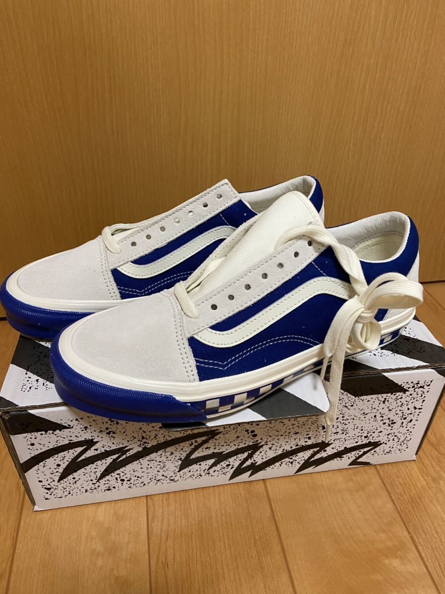 完売品 新品未使用品 VANS OG OLD SKOOL LX 27.0　ブルー_画像1