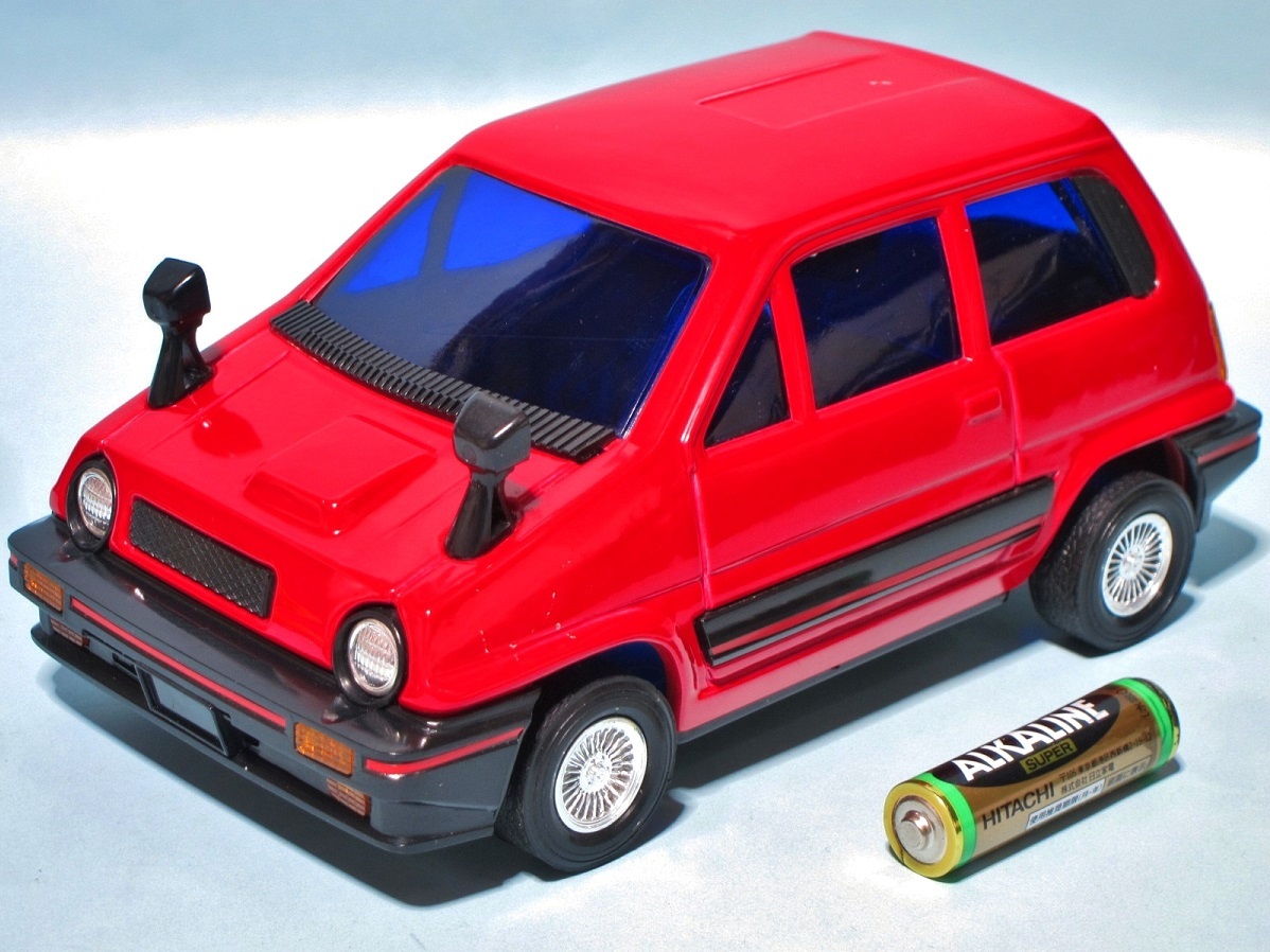 ブリキ製 ホンダ シティーターボ ミニカー Yahoo!オークション - ブリキ玩具 ホンダ シティ ターボ 赤 全長
