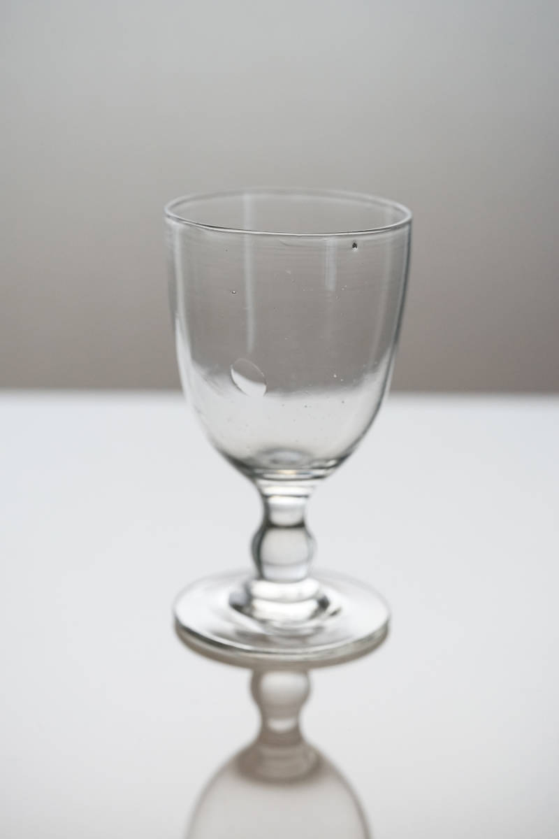 手吹きガラスのゴンドラ型のビストログラス / 19世紀・フランス / アンティーク 古道具 ワイングラス Cの画像1