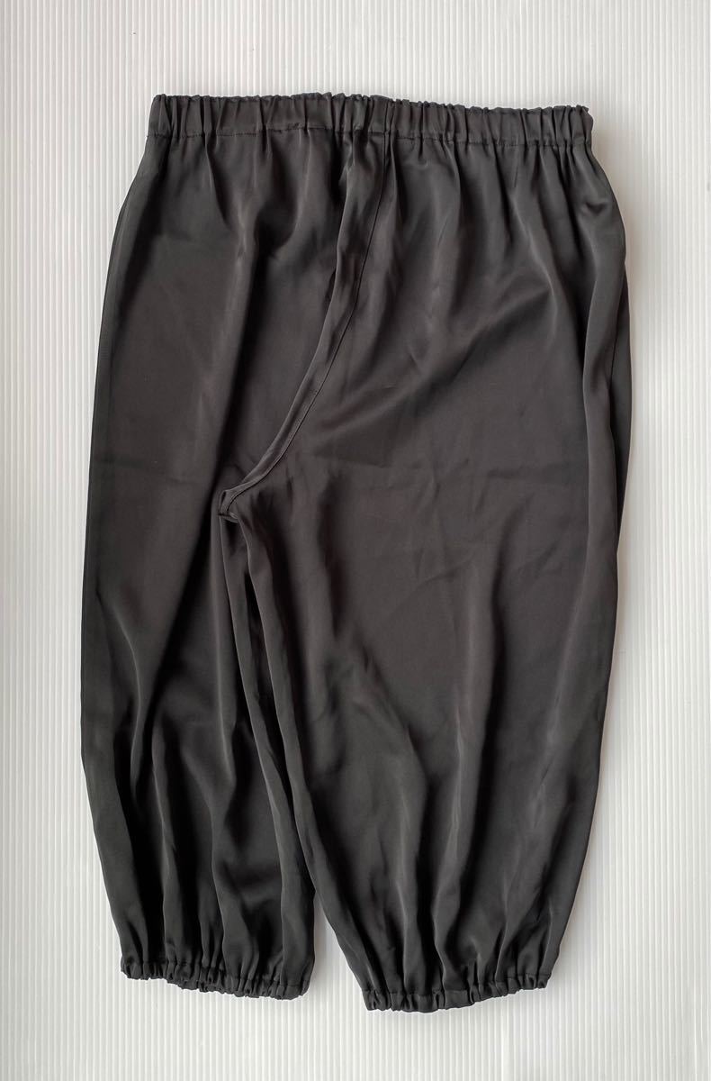 サテン黒112センチ巾×1メーター